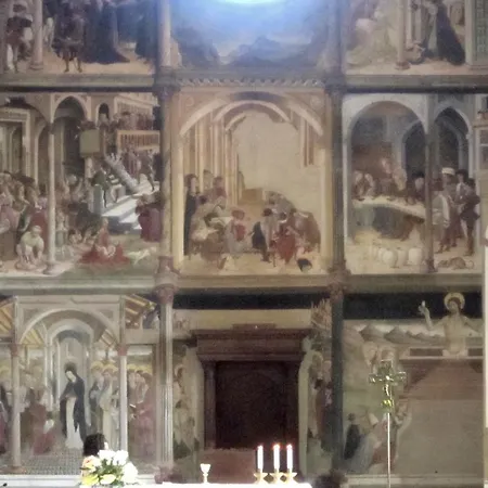 Casa Del Gallo